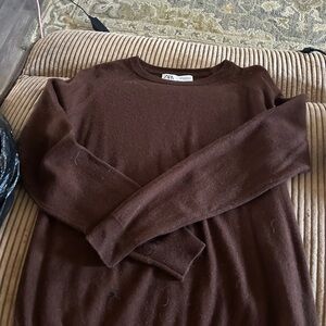 Zara Women's Brown Long Sleeve Sweater Tee